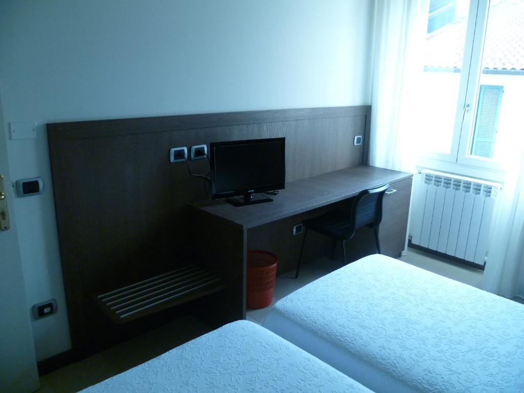 Albergo Sole Mariano Comense Ruang foto
